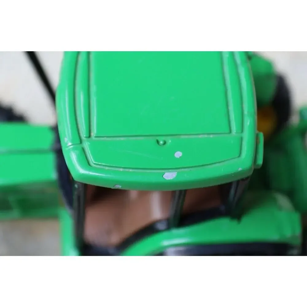 John‎ Deere Toy Tractor Diecast Green and Yellow 6